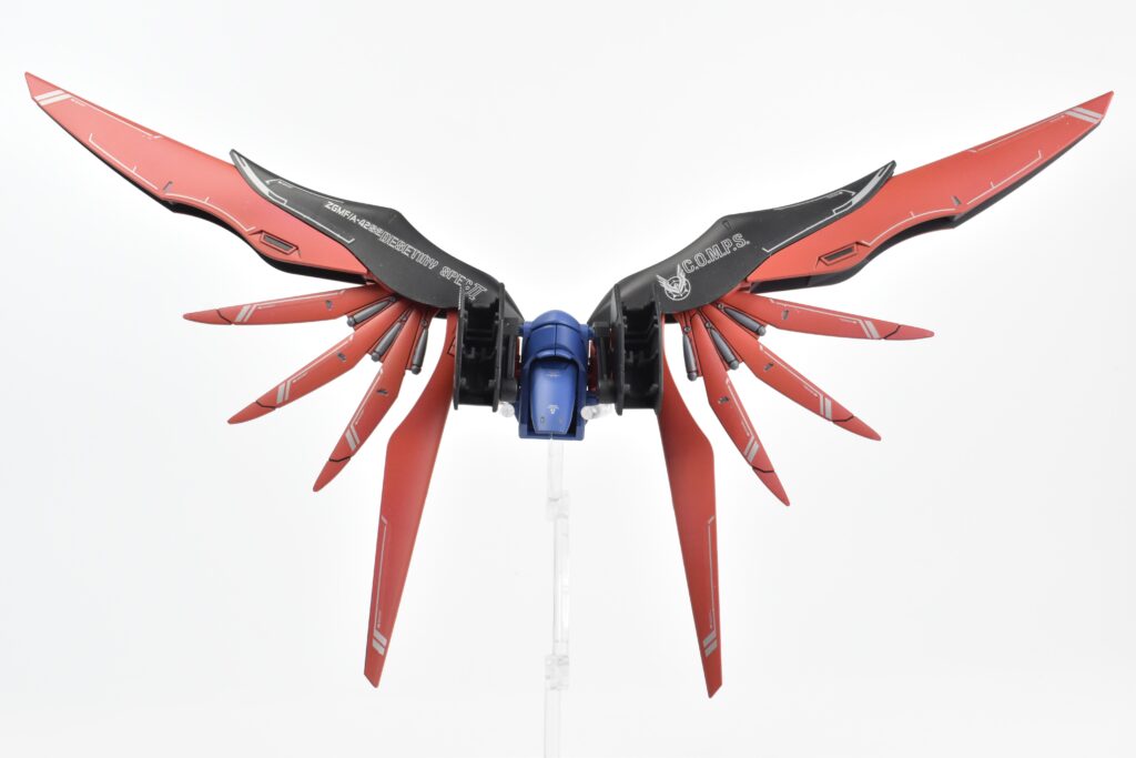 ガンプラ　HG　デスティニーガンダムSpecII&ゼウスシルエット　作例