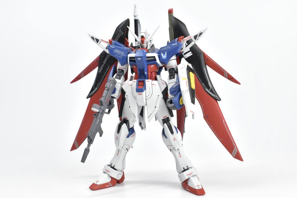 ガンプラ　HG　デスティニーガンダムSpecII&ゼウスシルエット　作例