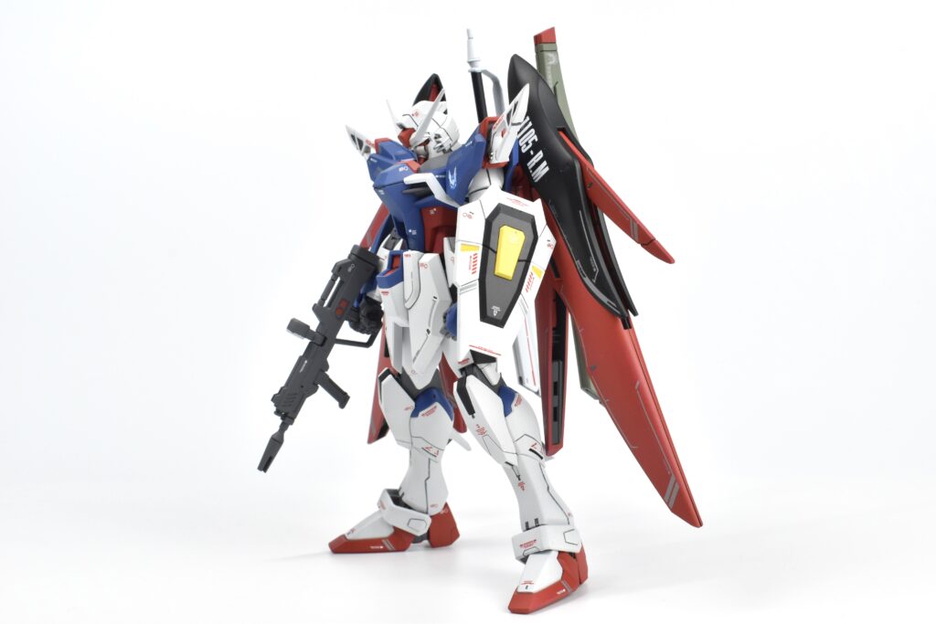 ガンプラ　HG　デスティニーガンダムSpecII&ゼウスシルエット　作例