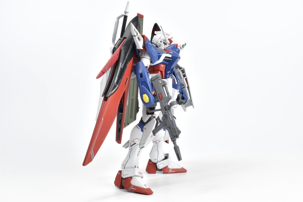 ガンプラ　HG　デスティニーガンダムSpecII&ゼウスシルエット　作例