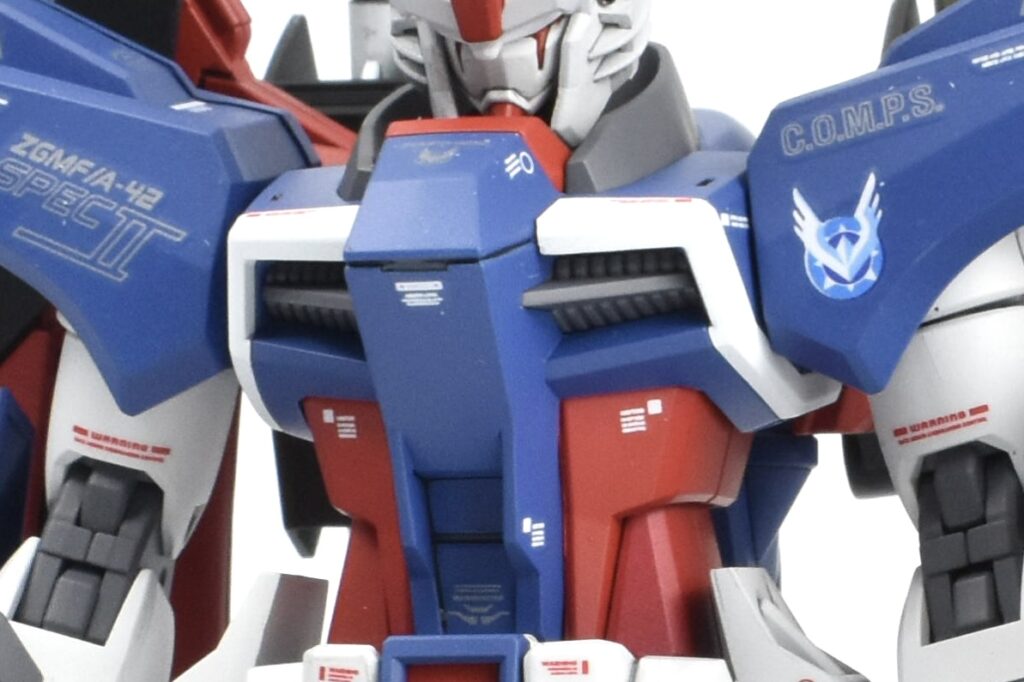 ガンプラ　HG　デスティニーガンダムSpecII&ゼウスシルエット　作例