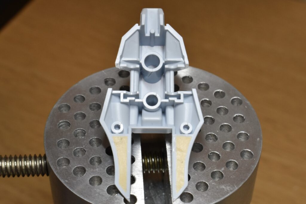 ガンプラ　パテ　使い方