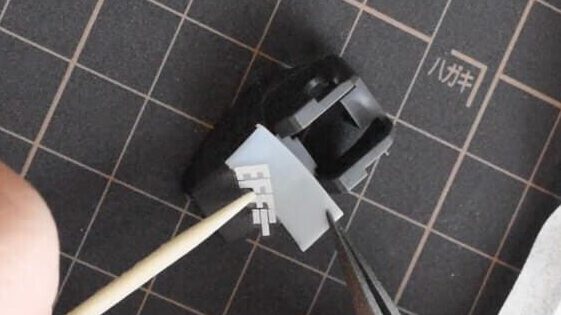 ガンプラ　デカール　貼り方