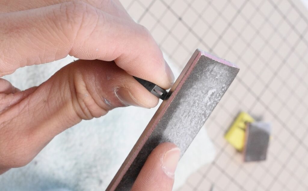 ガンプラ　ヒケ　見分け方